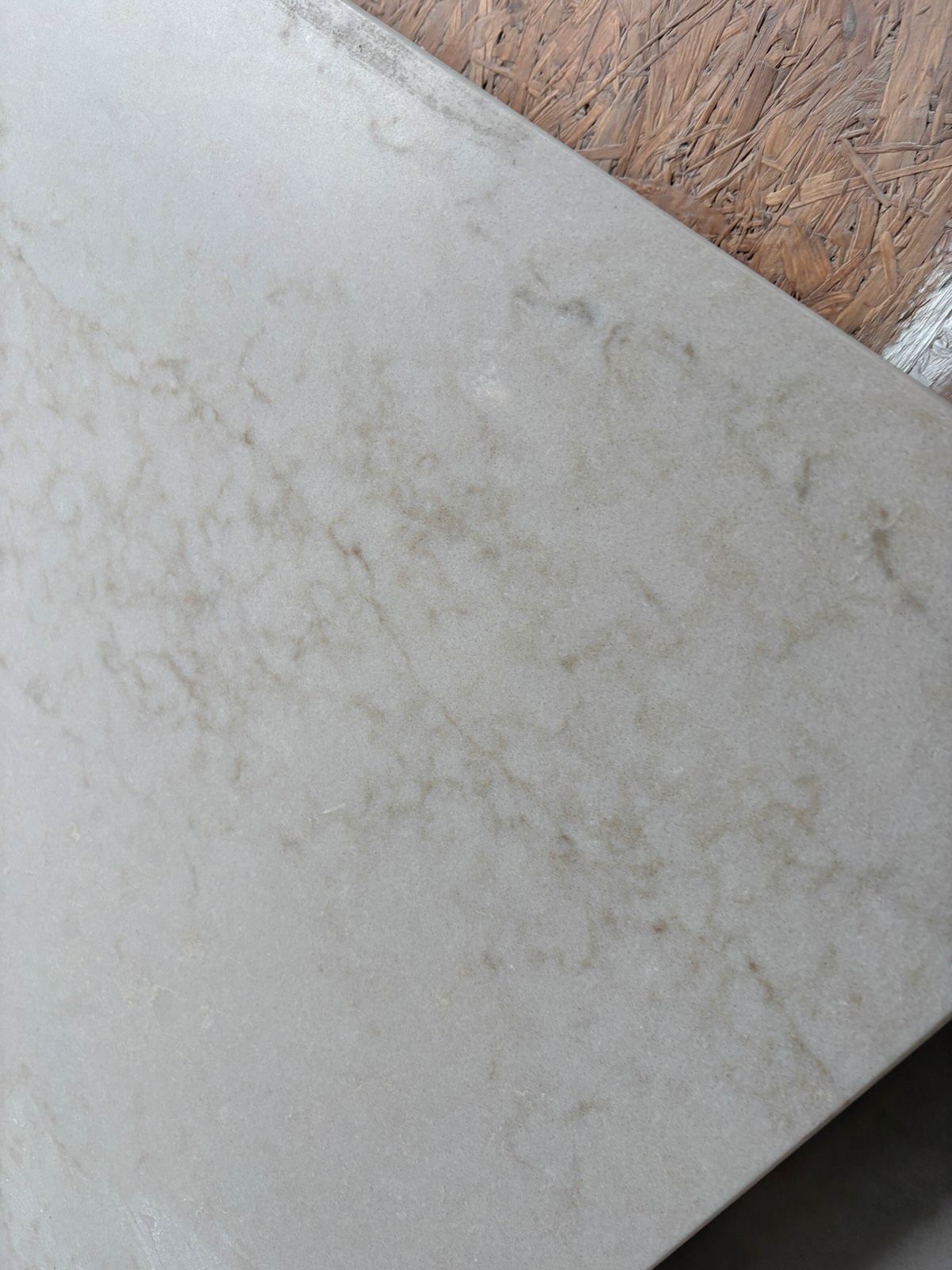 Waschtisch aus Quarzkomposit Technistone Glenco beige mit Rückwand, 140 x 58,2 cm