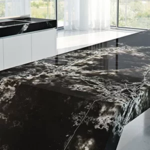 Anwendungsbeispiel mit Compac Ice Black, schwarz