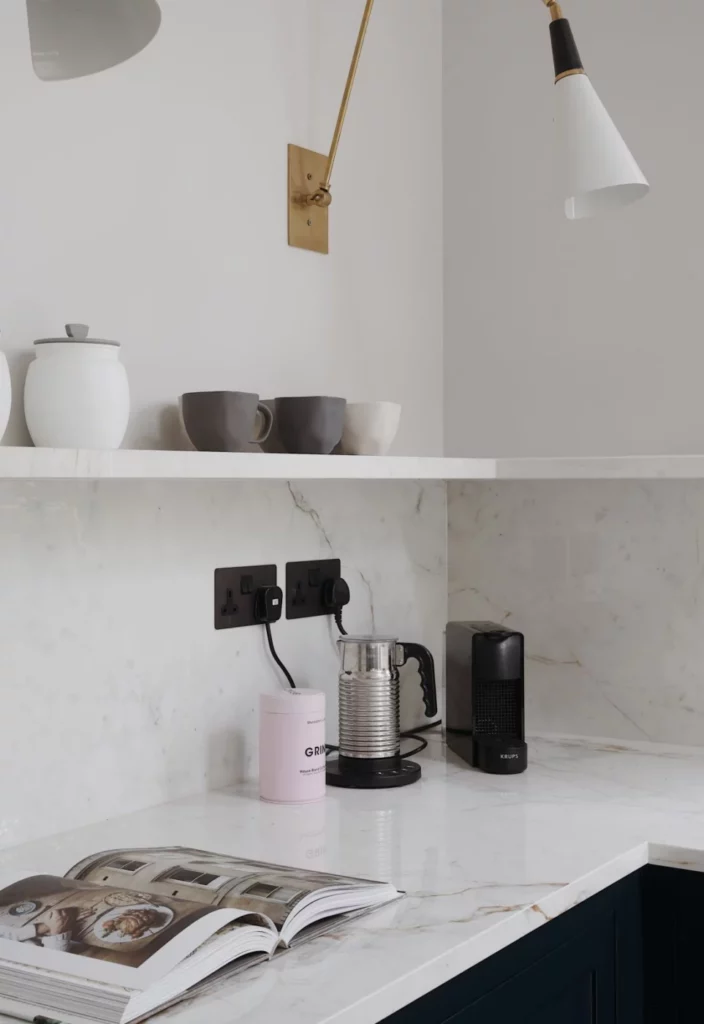 Neolith Abu Dhabi White bordplade