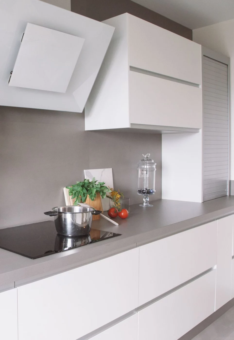 Neolith Cement Keramik-Arbeitsplatte, gleichmäßiges Zementgrau